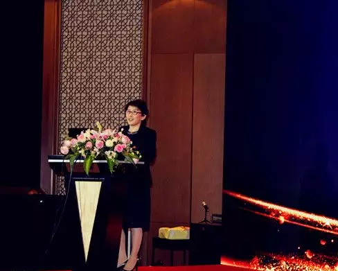 【公司動態(tài)】努力奮斗,創(chuàng)造幸福 ——天堂硅谷2017年終總結(jié)大會圓滿舉行 【公司動態(tài)】努力奮斗,創(chuàng)造幸福 ——天堂硅谷2017年終總結(jié)大會圓滿舉行